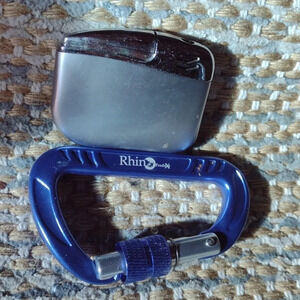 Carabineer with Bonus Item